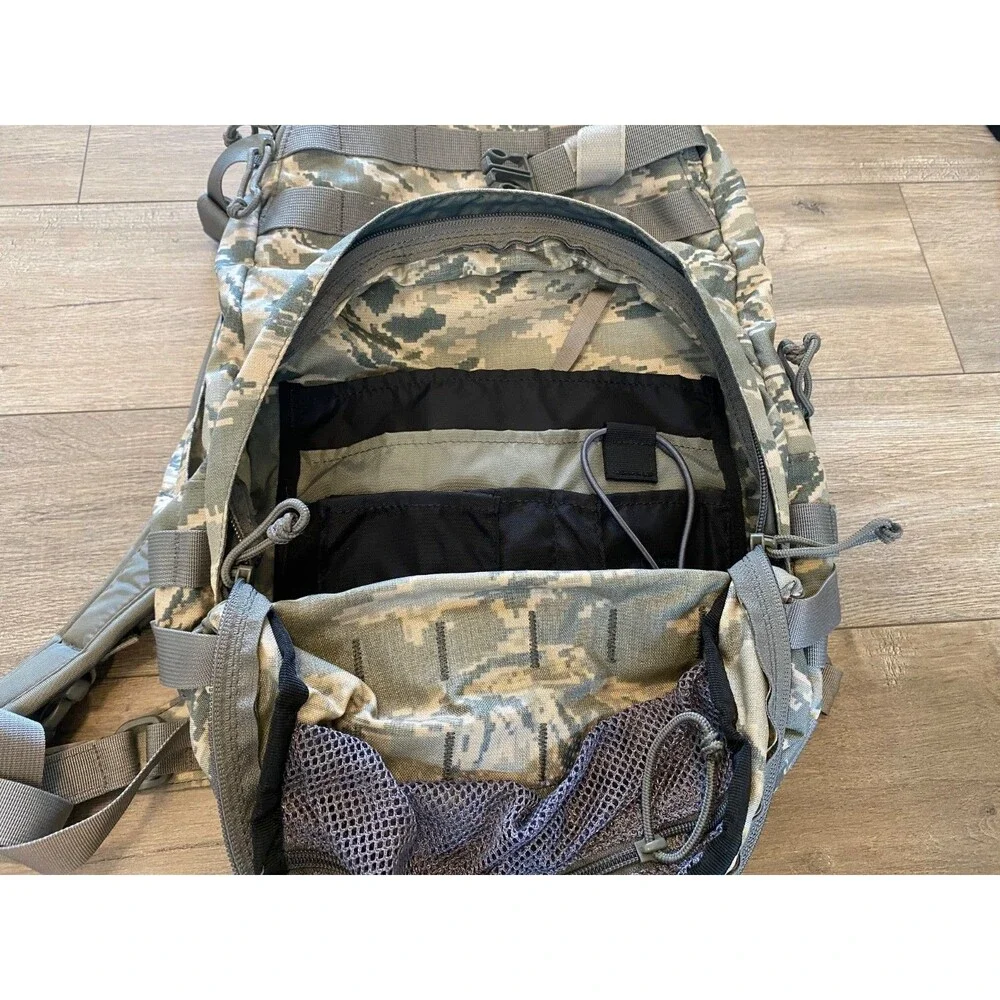 Camelbak HAWG Maximum Gear Camo Hydration Pack Full Size Backpack Multi Cam